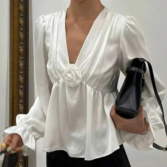 White Casual Women's Solid Color French Style Elegant Loose Fit V-Neck Shirt - Picture 1 of 7